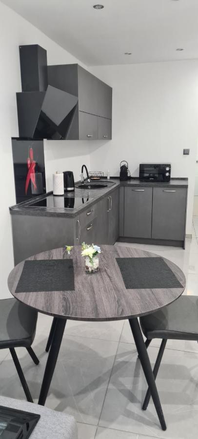 Apartman Julija 1 Ριέκα Εξωτερικό φωτογραφία
